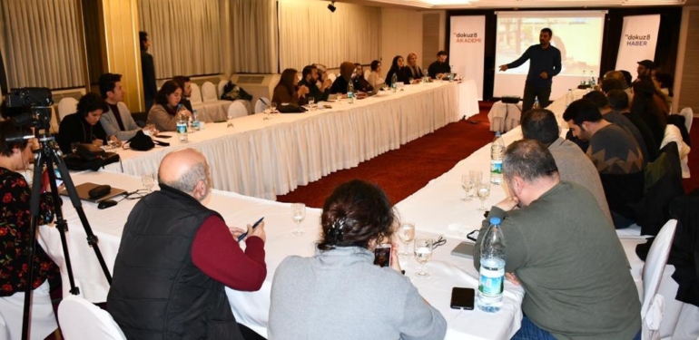 Yerel gazeteciler ve yurttaş haberciler seçim güvenliği ve seçim haberciliği için Diyarbakır’da buluşuyor